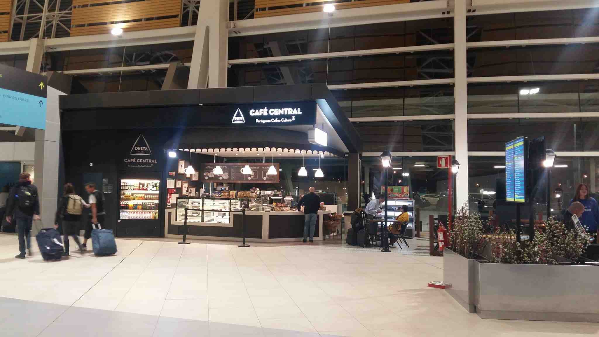 Lisbon Airport Meeting Point